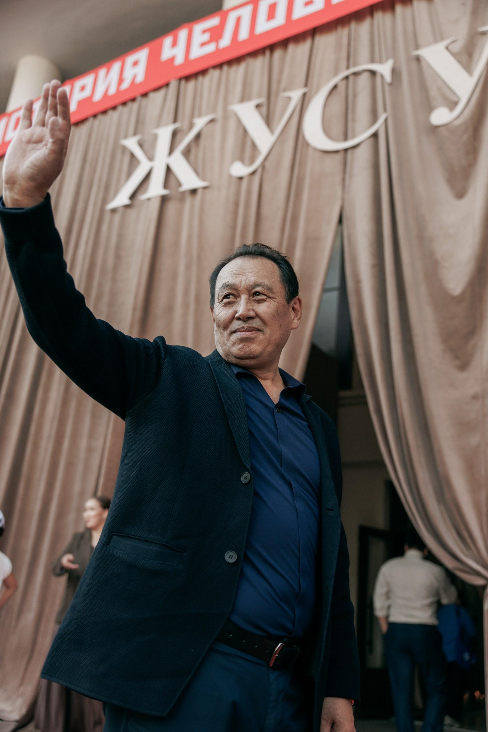 Тасманын премьерасынан сүрөт 15